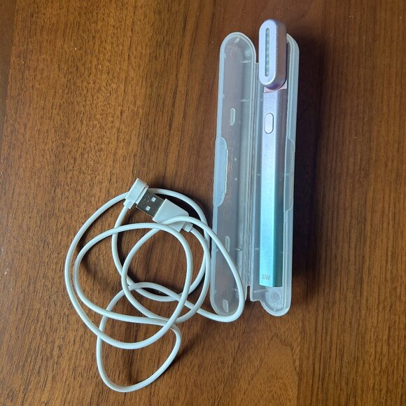 SolaWave Red Light Therapy wand and Case